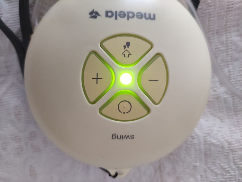 Máquina leite materno - medella  swing- como nova