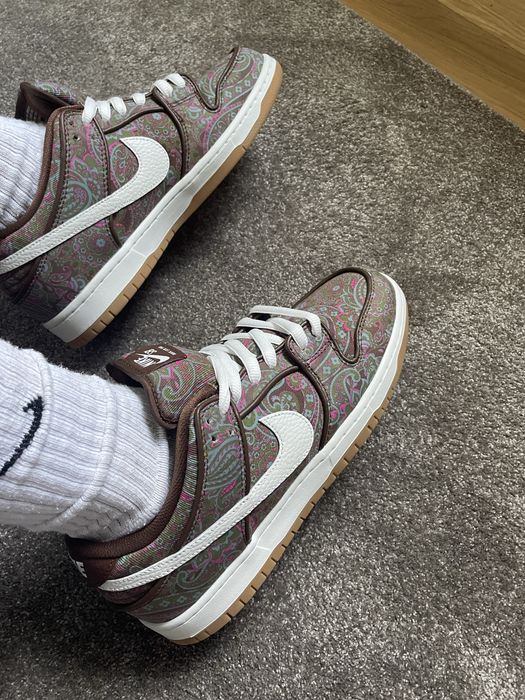 Nike dunk sb low pasley