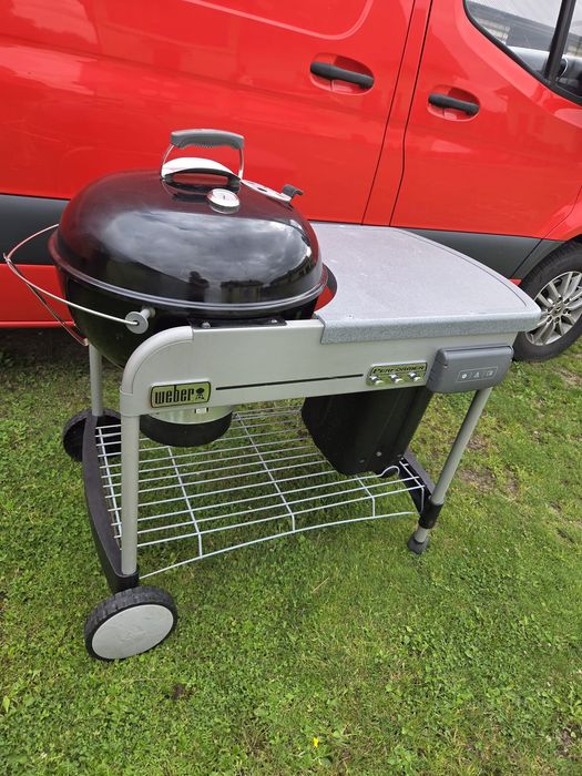 Grill Weber gazowy