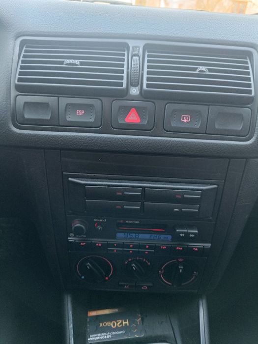 Продам  Volkswagen Golf  4