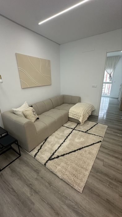 sofa com chaise longue