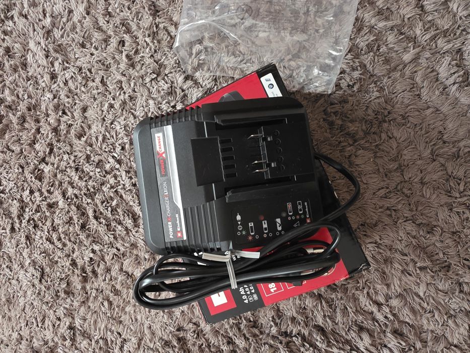 Nowa ładowarka einhell