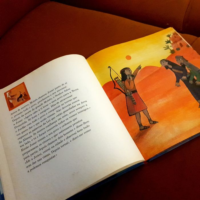 3 livros de Histórias da Biblia (vol 2,7 e 10)