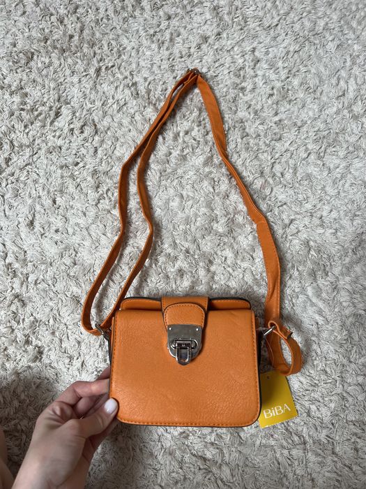 Новенька сумочка