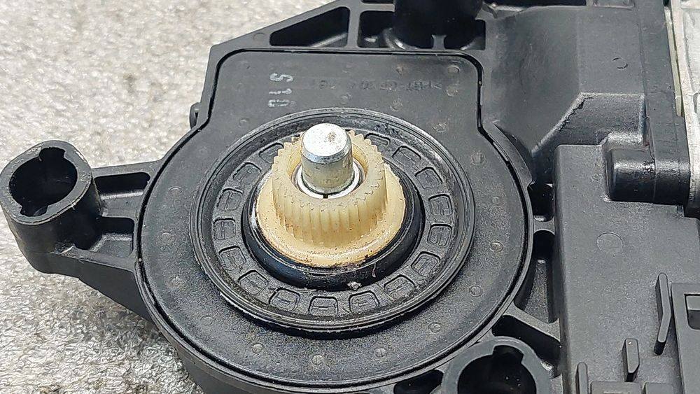 Motor vidro trás esquerdo AUDI A4 Avant (8ED, B7)