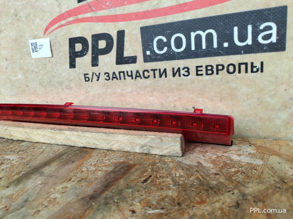 Fiat 500X 500 X 2014- фонарь задний стоп в крышку багажника 51960756