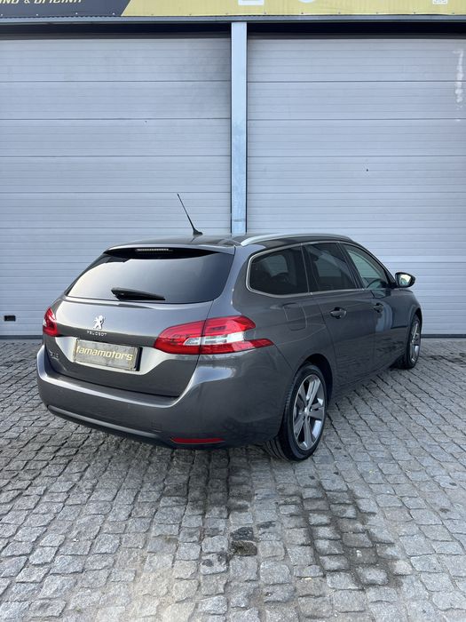 Peugeot 308 SW — fotografia 2