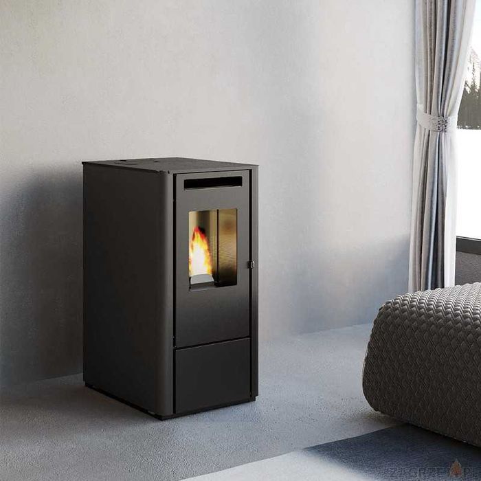 PIEC NA PELLET EVA CALOR Thelma 9 kW | z nadmuchem | 2 KOLORY