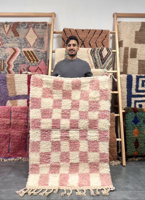 Dywan różowy marokański, dywan krata, dywanik wełniany ręcznie tkany