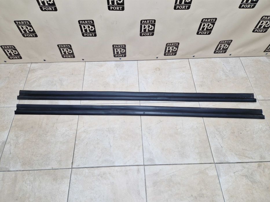 Уплотнитель порога Nissan Rogue 2021 2022 2023 2024