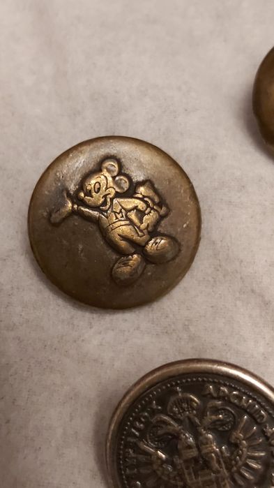 Пуговица Mickey Mouse Микки Маус