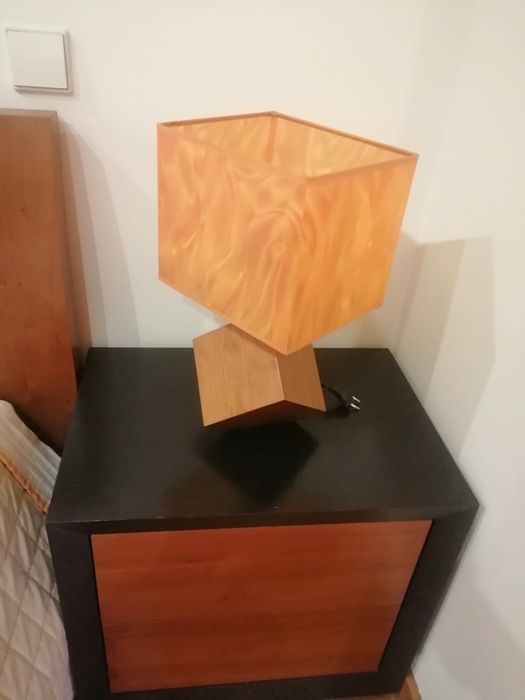 Decoração quarto laranja/vermelho