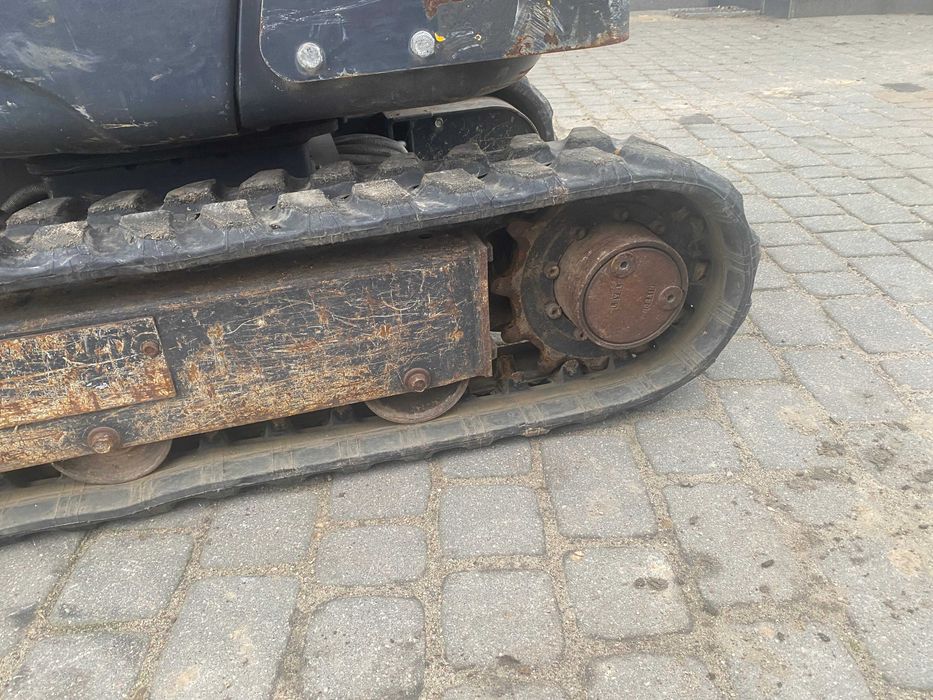 YANMAR SV 08 – 1A(S)  2018r wchodzi na busa 3 łyżki
