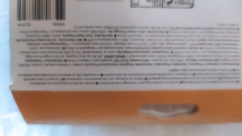 Komplet nowych żarówek Diall LED 340 w kartonie