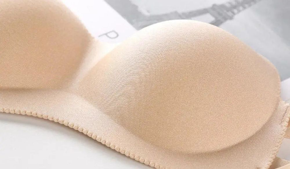 Гладкий бюстгальтер с пуш ап без бретелек