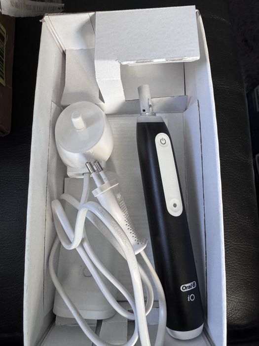 Oral-B iO Series 3 Plus Edition czarna