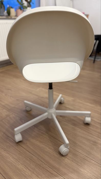 Krzeslo biale ikea