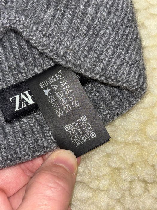 Шапка сіра рубчиком розмір М