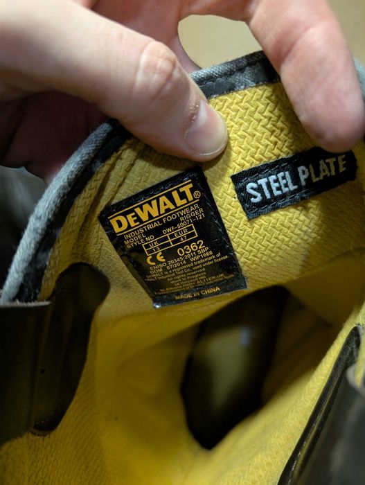 Чоботи DeWalt 47р., DWF-50071-121 з метал. пластиною, устілка 32,5см