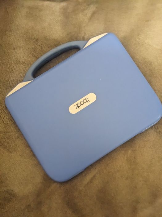 Маленький ноутбук Lbook