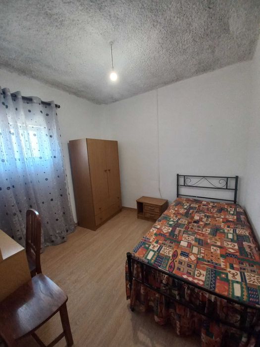Quarto com despesas incluídas