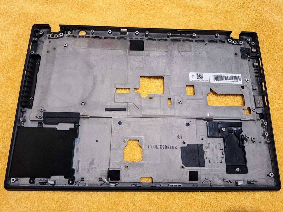 Obudowa (palmrest) do ThinkPad X280 - jak nowa
