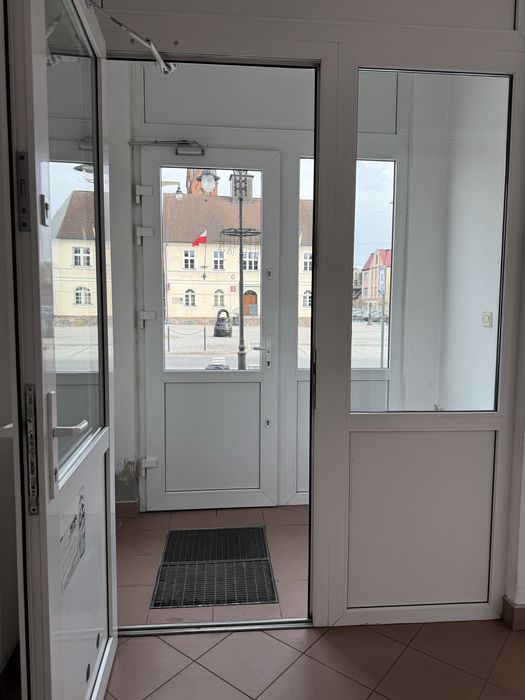 Sklep  lokal handlowo-usługowy do wynajęcia – centrum Resko