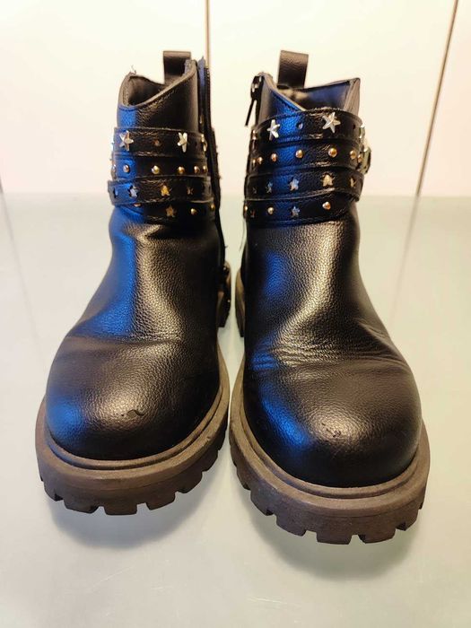 Botas estilo rock c/ fecho