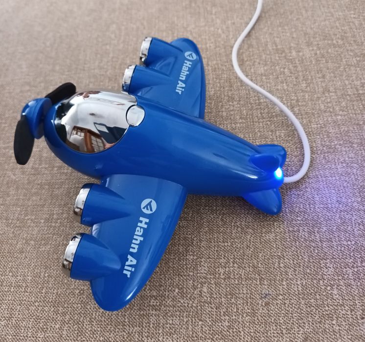 USB Fan with 4-Port USB Hub64172213184003121