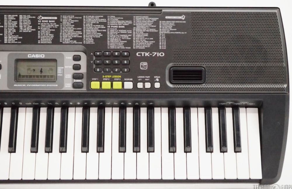 Keyboard Casio,  100 gotowych piosenek, Gniazdo na mikrofon,  USB