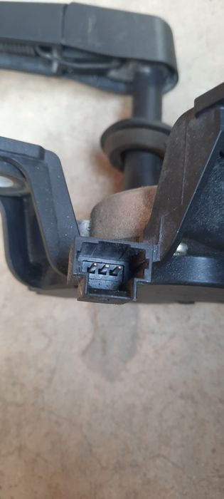 Моторчик   дворников на Renault Kangoo