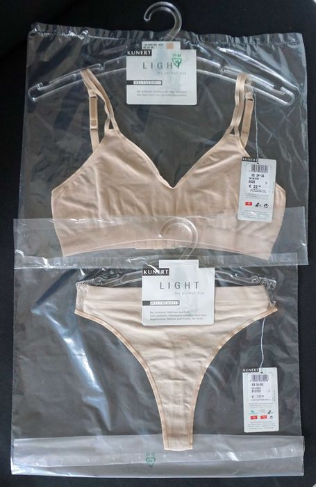 Komplet wygodnej lekkiej bielizny biustonosz + stringi XS/S beż SKIN