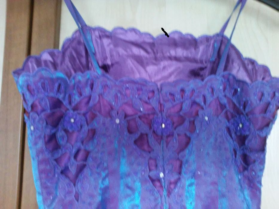 sukienka z szalem na  studniówkę, wesele roz. 32/34 mieniąca się