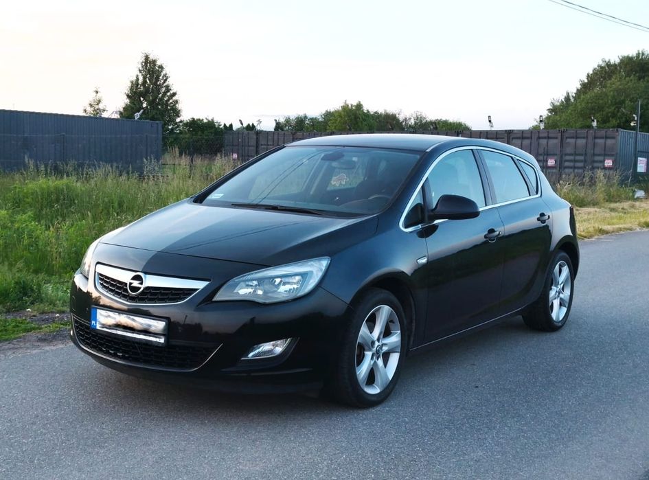 Opel Astra J 1.4 100KM Sport*Klimatronic*Tempomat*Alufelgi