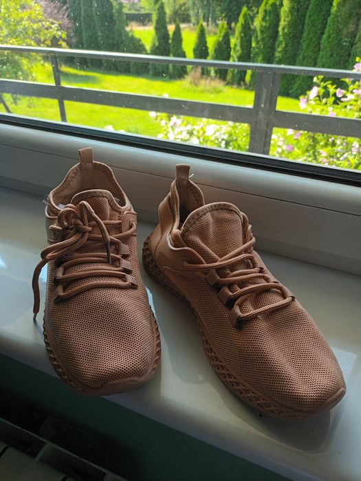 Buty sportowe damskie!