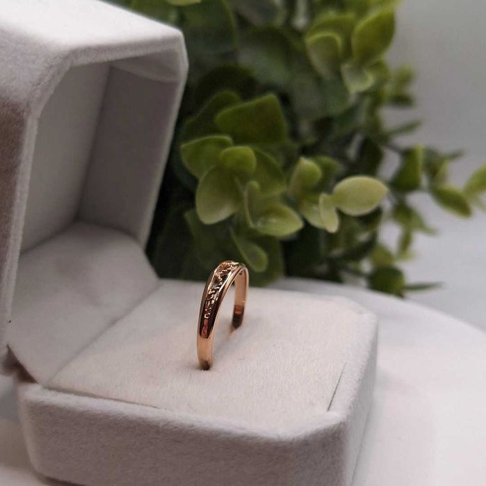 Złoty pierścionek 1,84g SPOKO LOMBARD BEŁCHATÓW skup złota