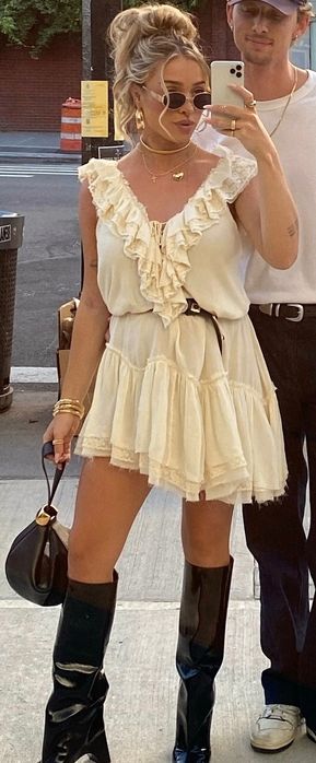 Krótka sukienka z falbankami Zara rozmiar L