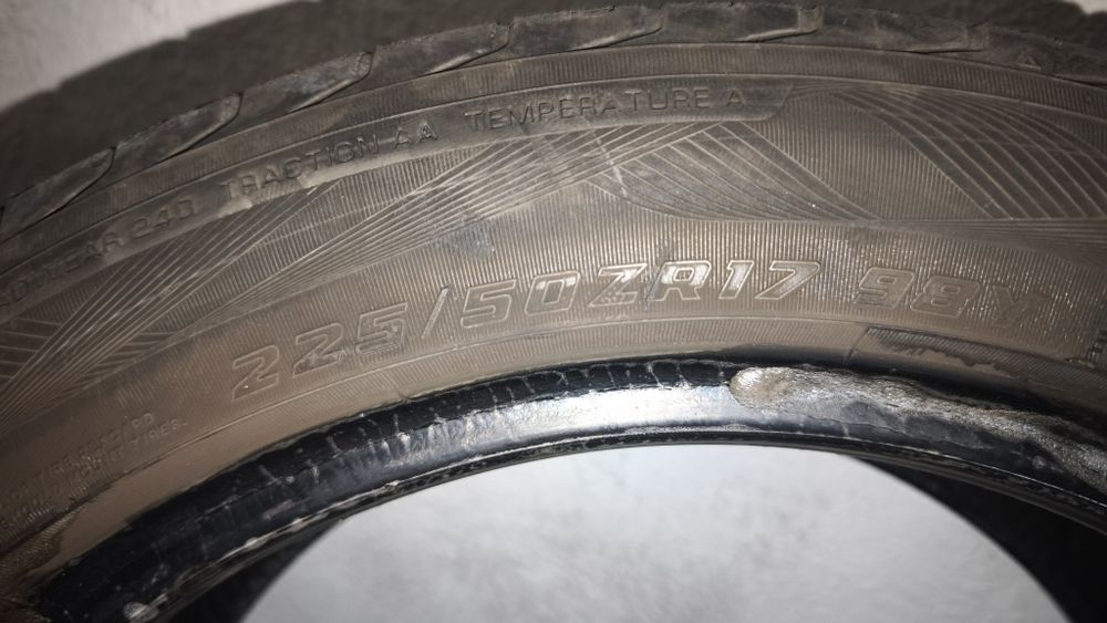 Pneus usados 225 50 R17 Yokohama