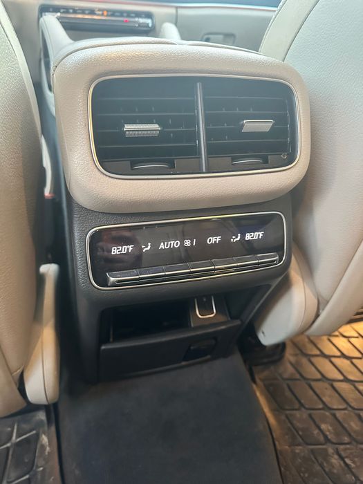 Mercedes Benz GLS