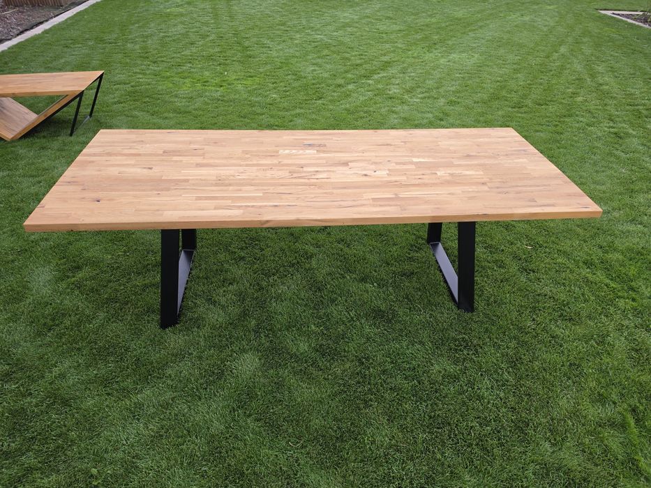 Stół dębowy 96cm x 240cm x 76 cm wys. Jak nowy.