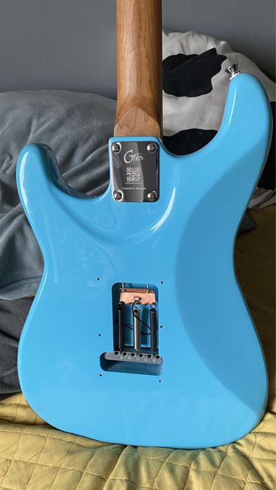 Mooer GTRS S800 Sonic Blue