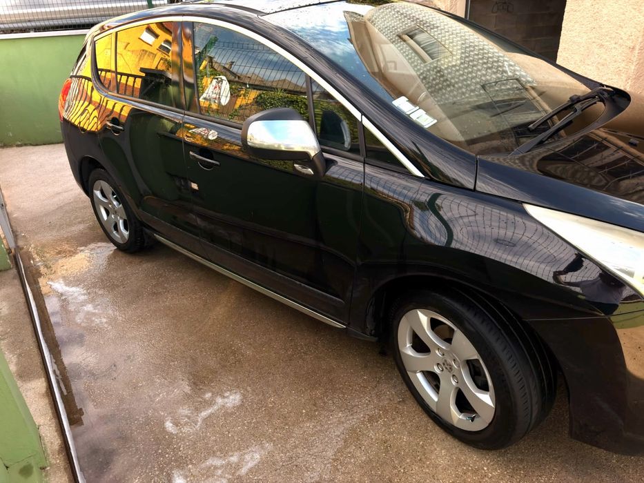 Peugeot 3008 1.6 HDi Automático - 2010