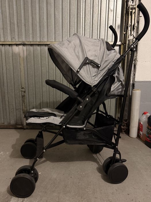 Carrinho de passeio dobravel