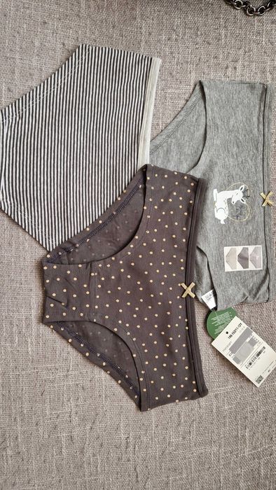 Pijama e 3 cuecas menina - C&A, tam. 10-12 anos, NOVAS
