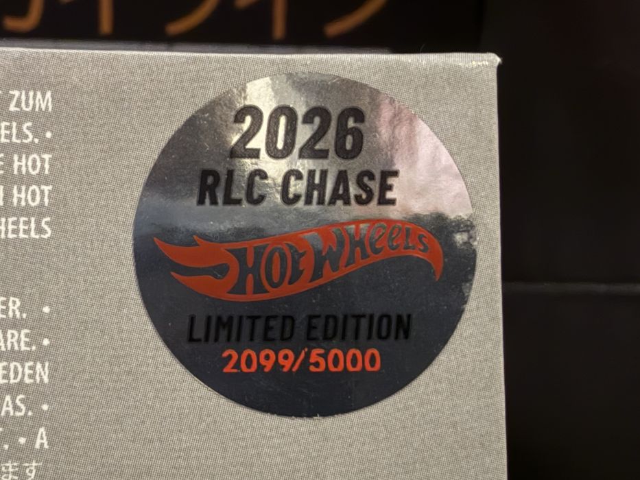 Hot Wheels RLC Chevrolet Fleetline + CHASE (2099/5000)