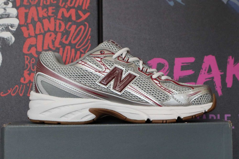 Кросівки New Balance 740 Red Grey