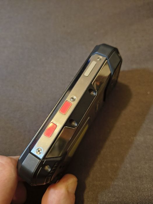 Unihertz 8849 Tank Mini 1 + защ. стекло + 2 чехла