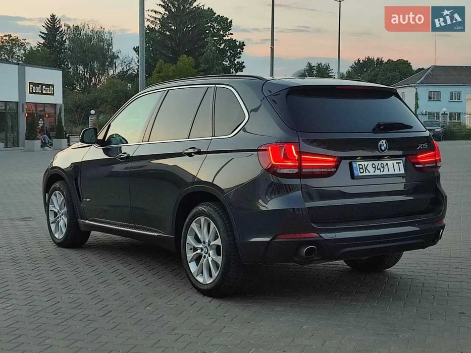 Автомобіль BMW X5 2016
