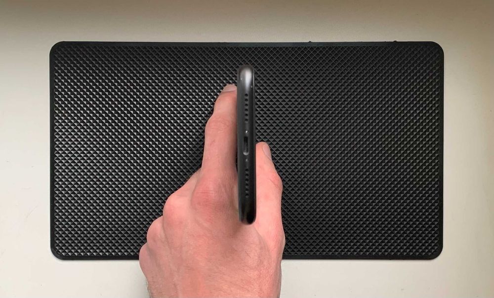 Почти новый - iPhone XR - 128 гб - 86% АКБ - BLACK - NEVERLOCK