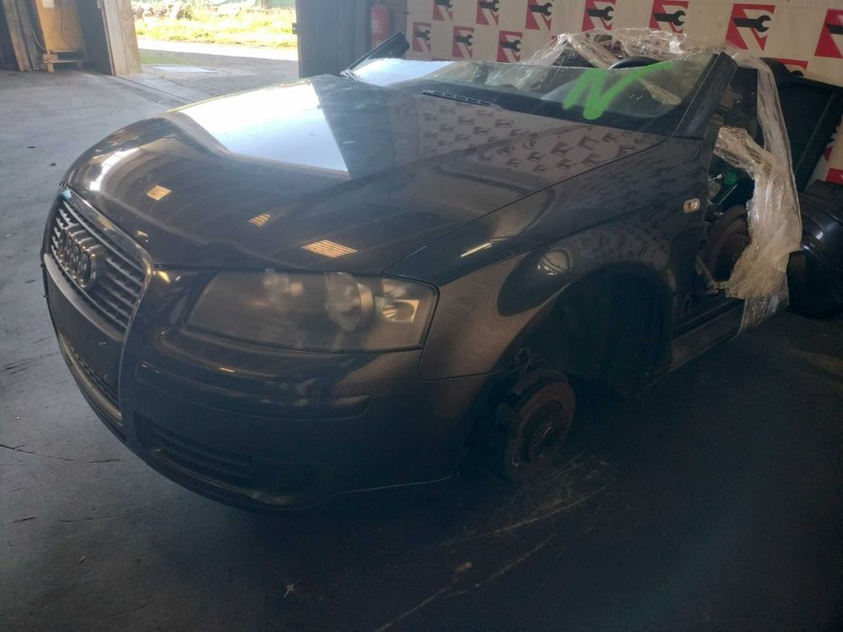 Frente Completa Audi A3 8P 1.9 TDi 2007 #E84